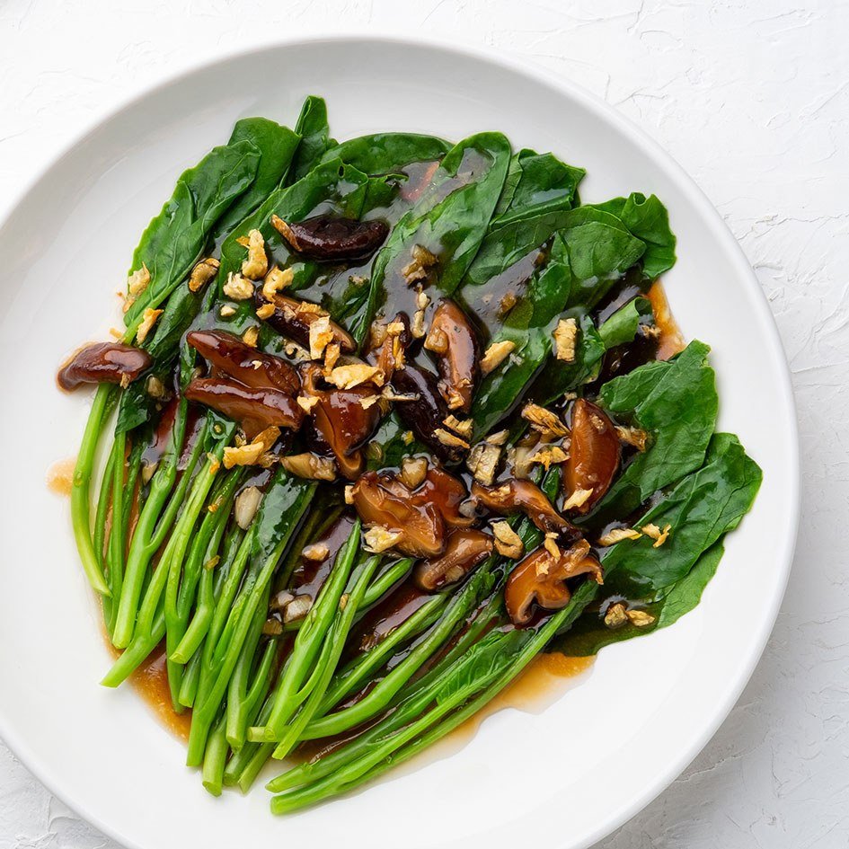 Shiitake mit chinesischem Brokkoli (Kai-lan)